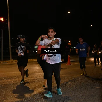 Runner Photo 7675506