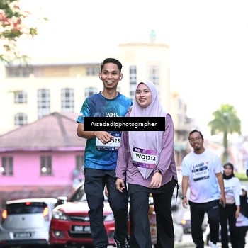 Runner Photo 7675507