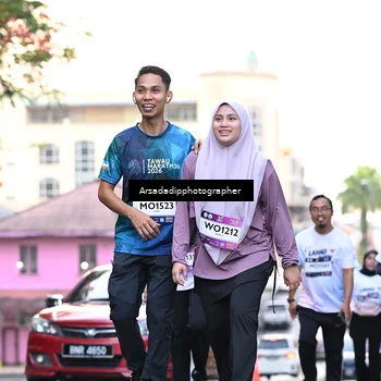Runner Photo 7675515