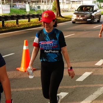Runner Photo 7675521
