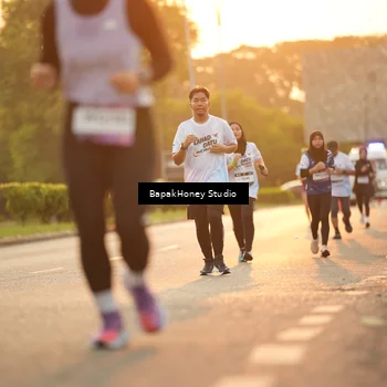 Runner Photo 7675530