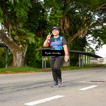 Runner Photo 7675549