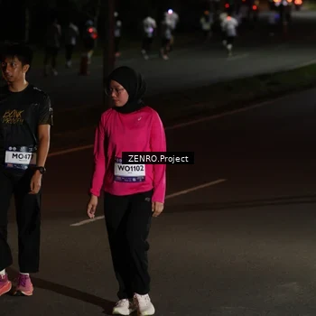 Runner Photo 7675555