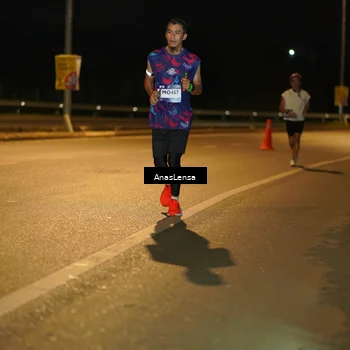 Runner Photo 7675567