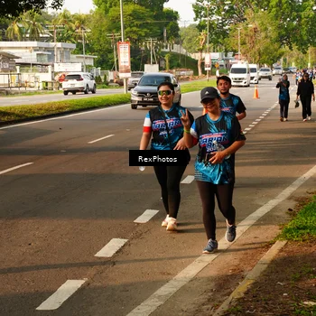 Runner Photo 7675573
