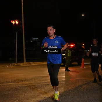Runner Photo 7675582