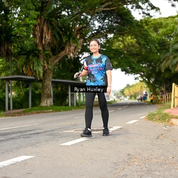 Runner Photo 7675605