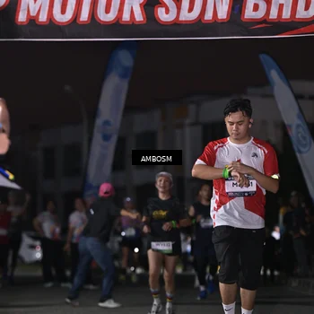 Runner Photo 7675607