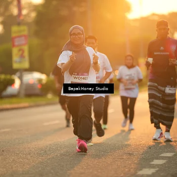 Runner Photo 7675611