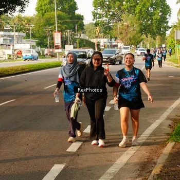 Runner Photo 7675622