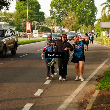 Runner Photo 7675623