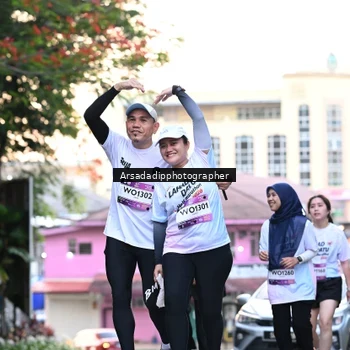 Runner Photo 7675628