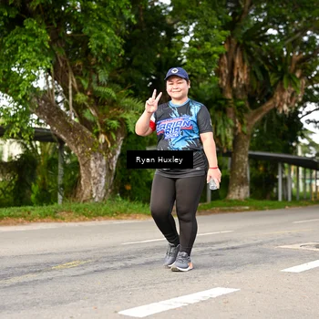 Runner Photo 7675636