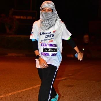 Runner Photo 7675659