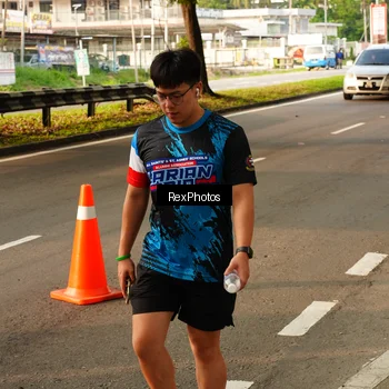 Runner Photo 7675668