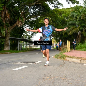 Runner Photo 7675671