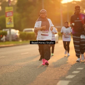 Runner Photo 7675682