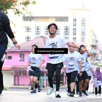 Runner Photo 7675686