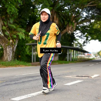 Runner Photo 7675689
