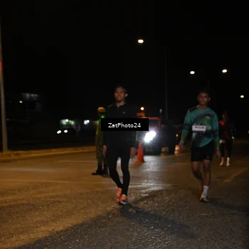 Runner Photo 7675697
