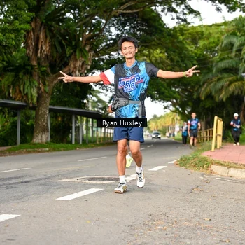 Runner Photo 7675707