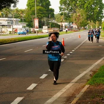 Runner Photo 7675710