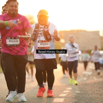 Runner Photo 7675712