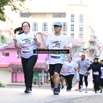 Runner Photo 7675729