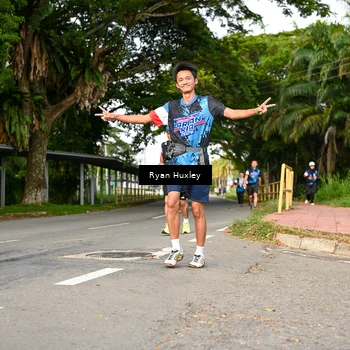 Runner Photo 7675737