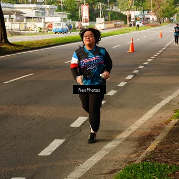 Runner Photo 7675756