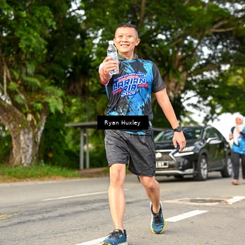 Runner Photo 7675759