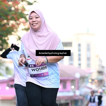 Runner Photo 7675769