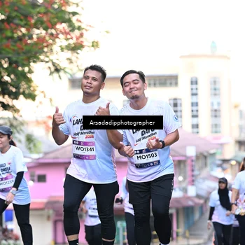 Runner Photo 7675787