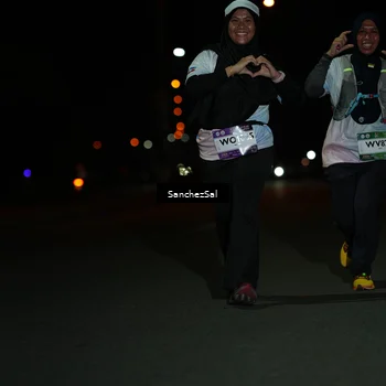 Runner Photo 7675790