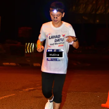 Runner Photo 7675800