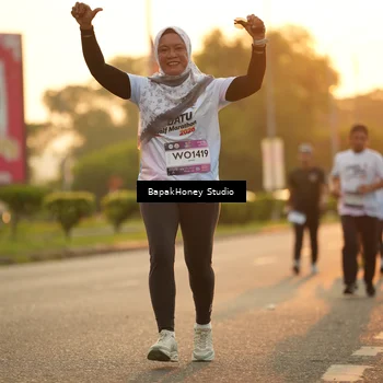 Runner Photo 7675814
