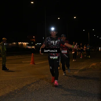 Runner Photo 7675823