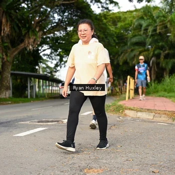 Runner Photo 7675830