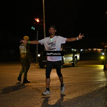 Runner Photo 7675842