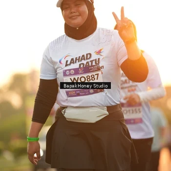 Runner Photo 7675846