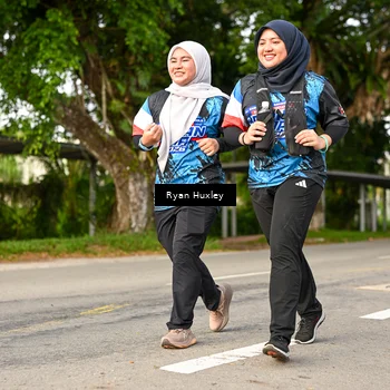 Runner Photo 7675847