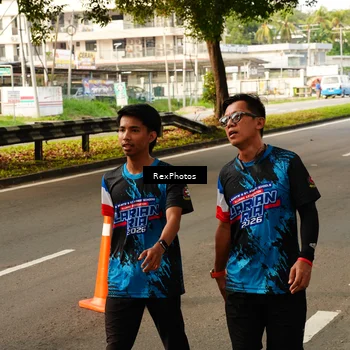 Runner Photo 7675849