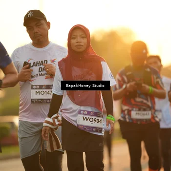 Runner Photo 7675850