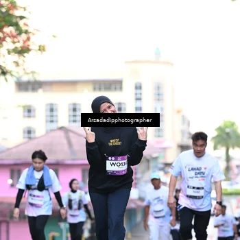 Runner Photo 7675852