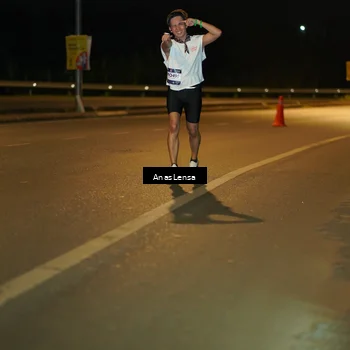 Runner Photo 7675865