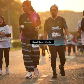 Runner Photo 7675871