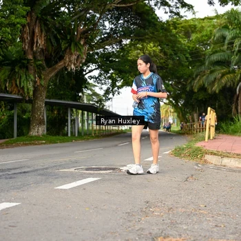 Runner Photo 7675875