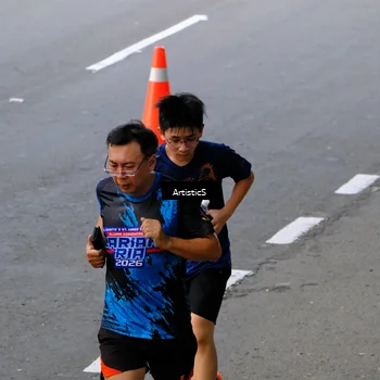 Runner Photo 7675883