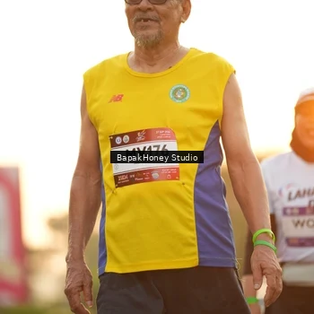 Runner Photo 7675891