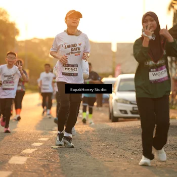 Runner Photo 7675897